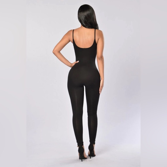 NWOT FASHION NOVA JUMPSUIT -Black (S) - Picture 2 of 5